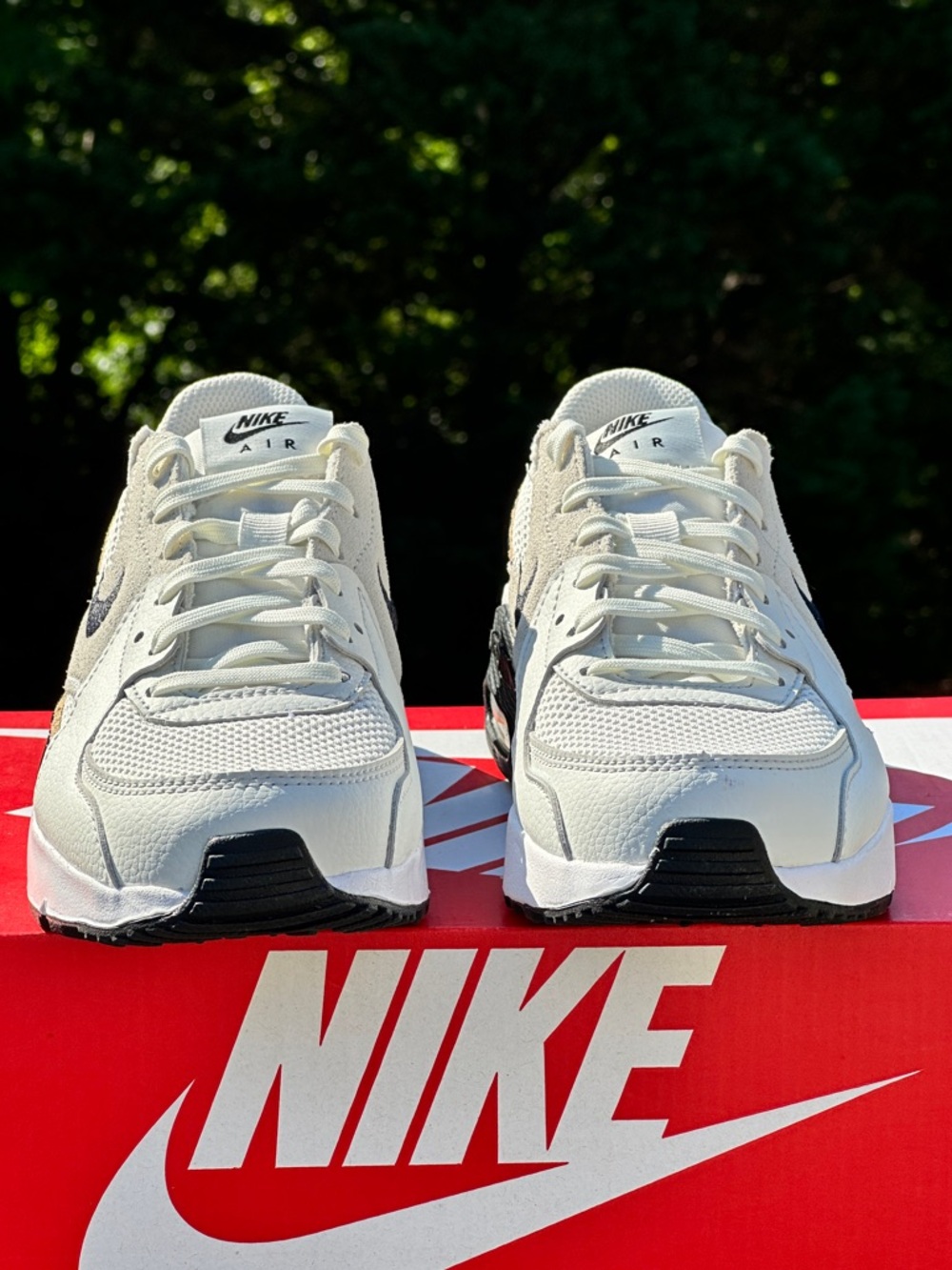 Nike Air Max Excee White Leopard Print Lifestyle Casual Sneaker Womens 6.5 NEW - Picture 3 of 9